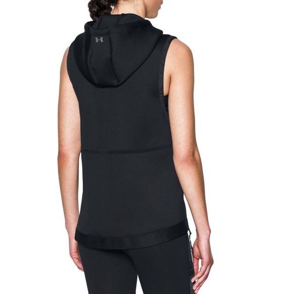 Under Armour Black Vest - Small - NWT - Picture 3 of 8